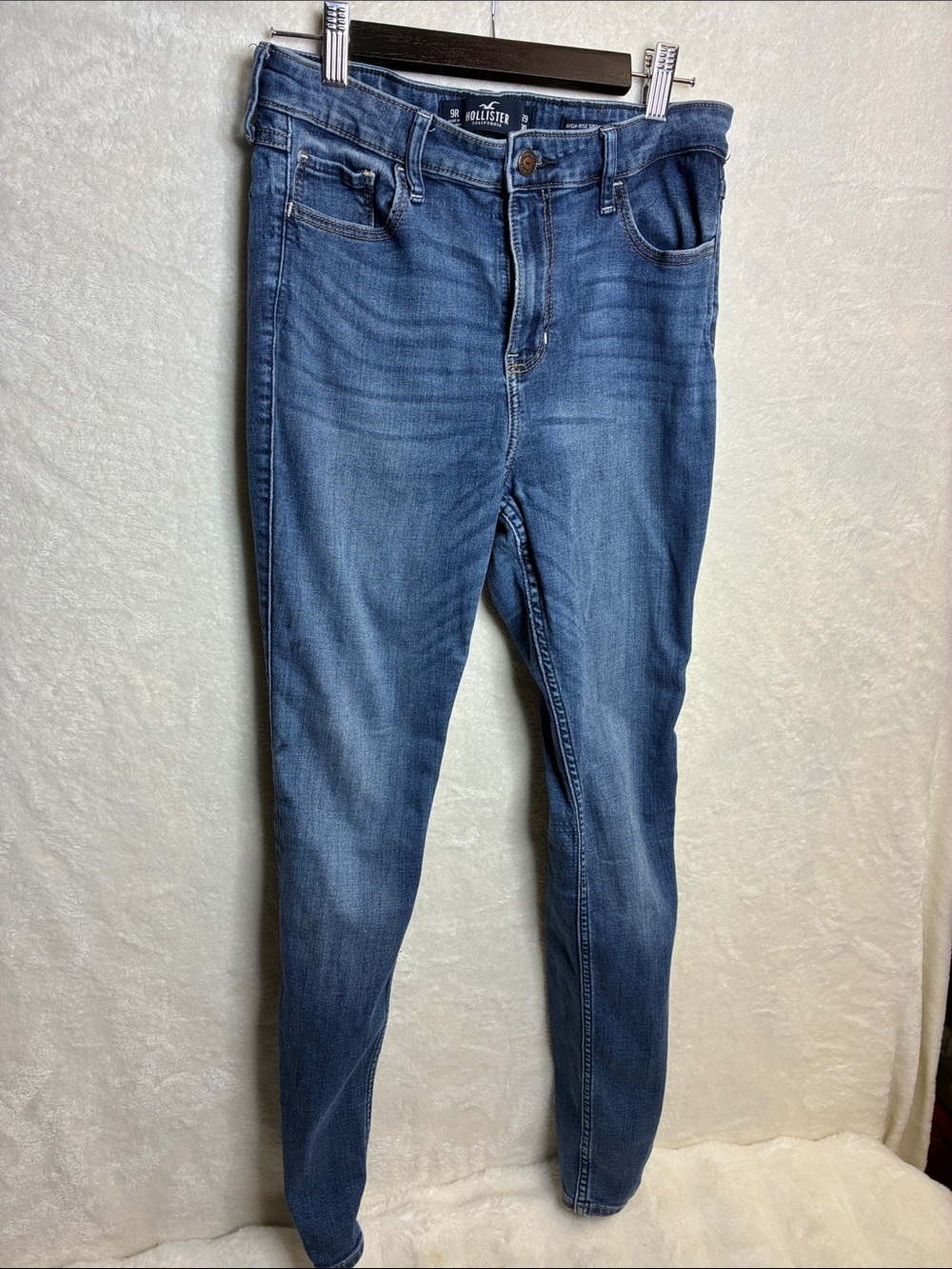 Hollister Women's Medium Blue Skinny Jeans